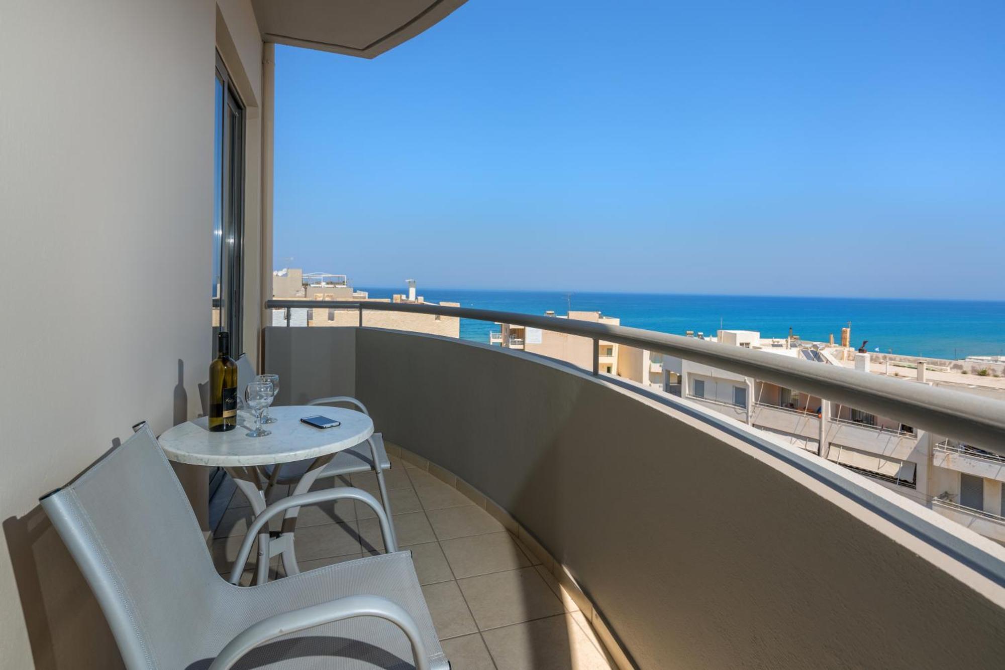 Lefkoniko Beach & Icarus Suite Apts Rethymno Esterno foto
