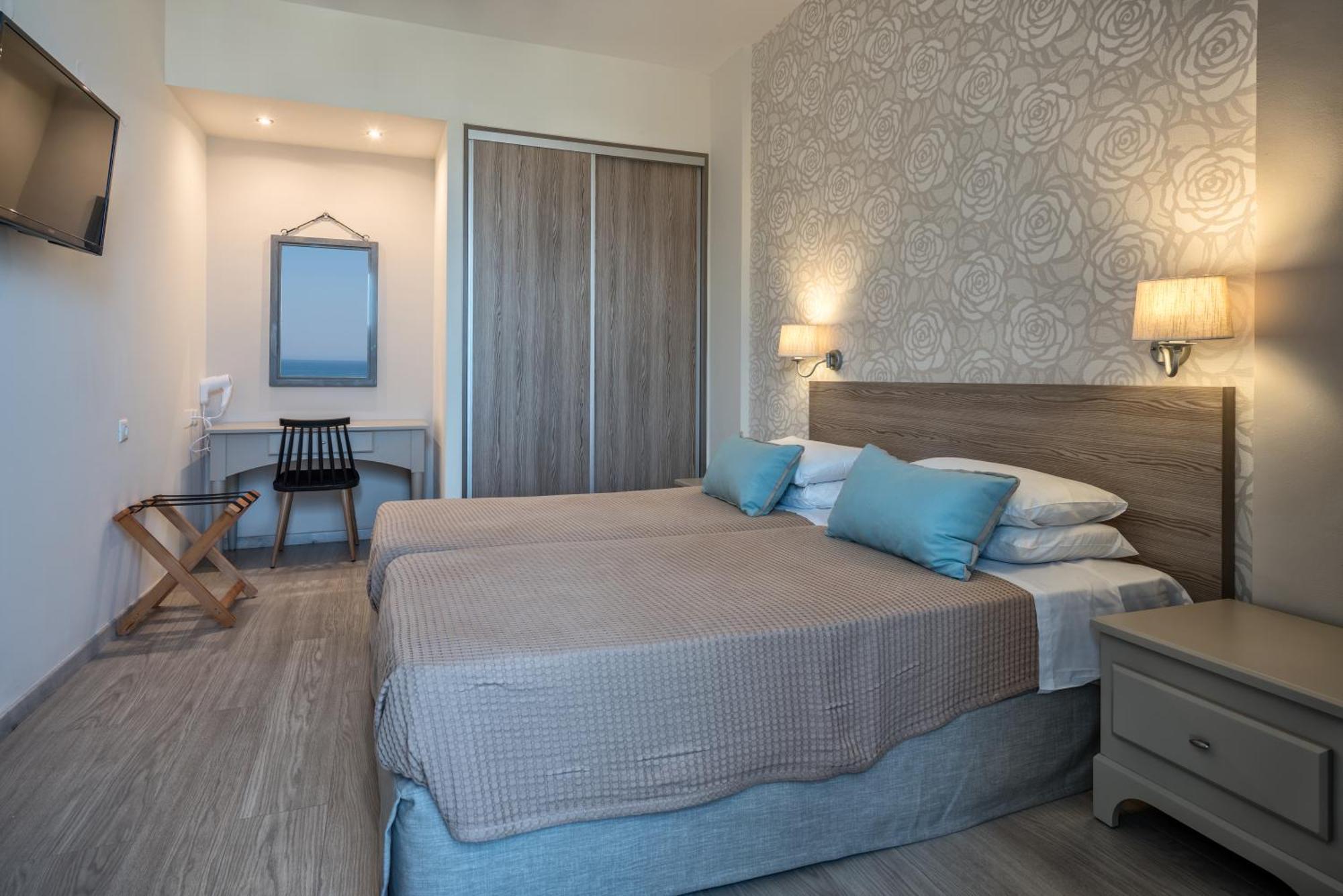 Lefkoniko Beach & Icarus Suite Apts Rethymno Esterno foto