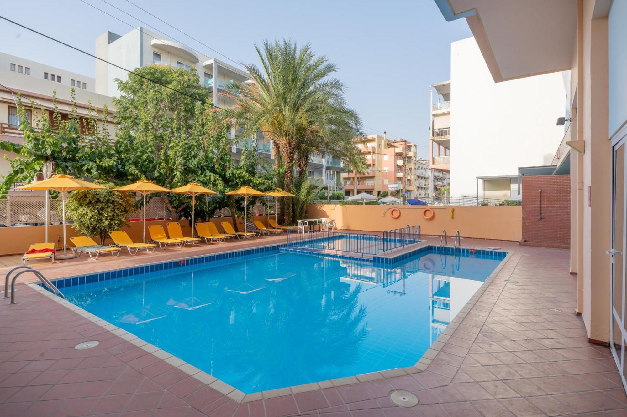 Lefkoniko Beach & Icarus Suite Apts Rethymno Esterno foto